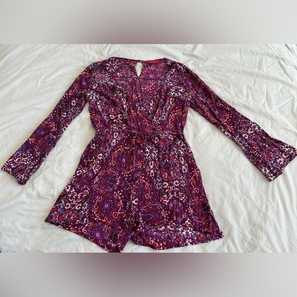 Tigerlily Other - TIgerlily Women’s Playsuit Size 12 Long Sleeves Purple Red Pre Owned.